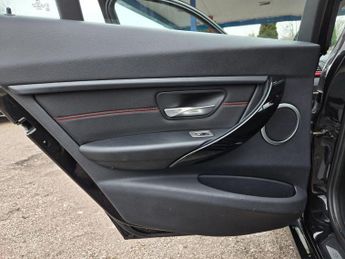 BMW 3 Series 2.0 318d Sport Touring Auto Euro 5 (s/s) 5dr