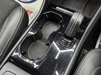 Volvo XC40 Recharge Twin 78kWh Plus Auto AWD 5dr