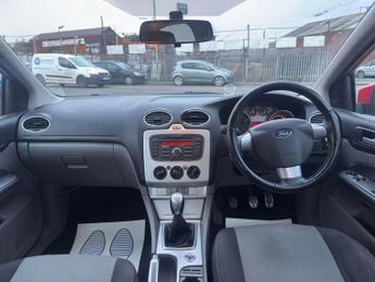 Ford Focus 2.0 Zetec S 5dr