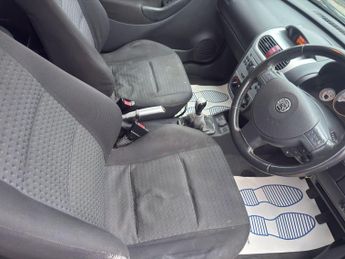 Vauxhall Corsa 1.2i 16v SXi 3dr