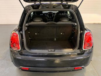 MINI Electric Hatch Cooper SE 32.6kWh Level 2 Auto 3dr