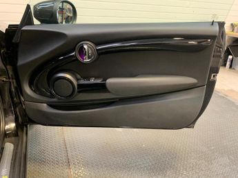 MINI Electric Hatch Cooper SE 32.6kWh Level 2 Auto 3dr