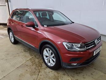 Volkswagen Tiguan 2.0 TDI SE Navigation DSG 4Motion Euro 6 (s/s) 5dr