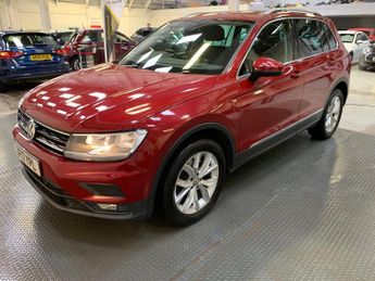 Volkswagen Tiguan 2.0 TDI SE Navigation DSG 4Motion Euro 6 (s/s) 5dr