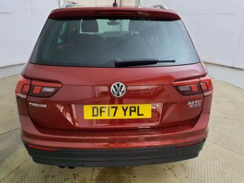 Volkswagen Tiguan 2.0 TDI SE Navigation DSG 4Motion Euro 6 (s/s) 5dr