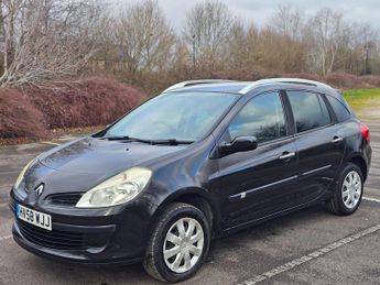 Renault Clio 1.5 dCi Dynamique Sport Tourer 5dr