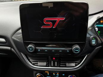 Ford Fiesta 1.0T EcoBoost ST-Line Auto Euro 6 (s/s) 5dr