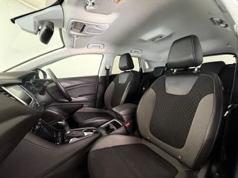 Vauxhall Grandland X 1.6 Turbo D BlueInjection Sport Nav Auto Euro 6 (s/s) 5dr