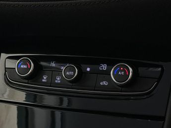 Vauxhall Grandland X 1.6 Turbo D BlueInjection Sport Nav Auto Euro 6 (s/s) 5dr