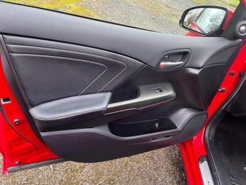 Honda Civic 1.8 i-VTEC SR Auto Euro 6 5dr