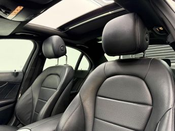 Mercedes-Benz C Class 2.1 C220d AMG Line (Premium Plus) G-Tronic+ Euro 6 (s/s) 4dr