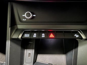 Audi Q3 2.0 TDI 35 S line S Tronic Euro 6 (s/s) 5dr