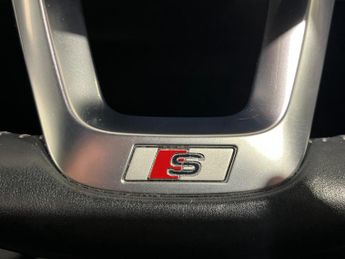 Audi Q3 2.0 TDI 35 S line S Tronic Euro 6 (s/s) 5dr