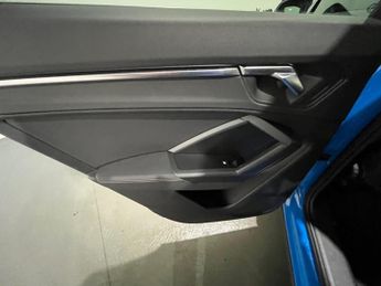 Audi Q3 2.0 TDI 35 S line S Tronic Euro 6 (s/s) 5dr