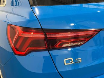 Audi Q3 2.0 TDI 35 S line S Tronic Euro 6 (s/s) 5dr