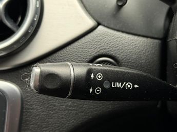 Mercedes-Benz GLA 2.1 GLA220 CDI AMG Line 7G-DCT 4MATIC Euro 6 (s/s) 5dr