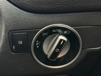 Mercedes-Benz GLA 2.1 GLA220 CDI AMG Line 7G-DCT 4MATIC Euro 6 (s/s) 5dr