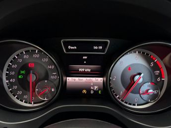 Mercedes-Benz GLA 2.1 GLA220 CDI AMG Line 7G-DCT 4MATIC Euro 6 (s/s) 5dr