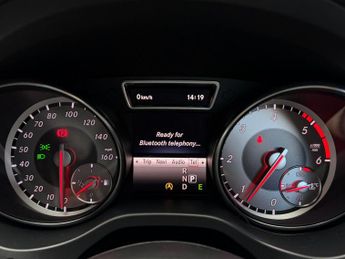 Mercedes-Benz GLA 2.1 GLA220 CDI AMG Line 7G-DCT 4MATIC Euro 6 (s/s) 5dr