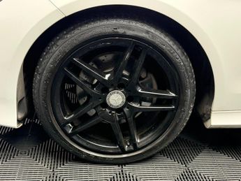 Mercedes-Benz E Class 2.1 E220 BlueTEC AMG Night Edition G-Tronic+ Euro 6 (s/s) 5dr