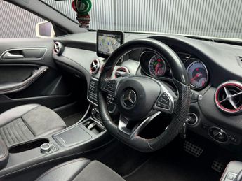 Mercedes-Benz GLA 2.1 GLA200d AMG Line 7G-DCT Euro 6 (s/s) 5dr