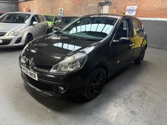 Renault Clio 1.4 16v Dynamique 5dr