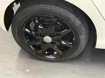 Toyota AYGO 1.0 VVT-i Mode MultiMode Euro 5 5dr (AC)