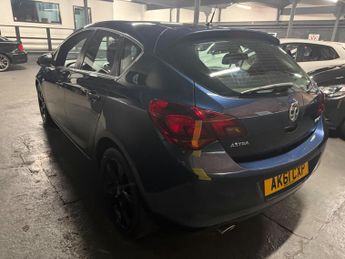 Vauxhall Astra 2.0 CDTi SRi Auto Euro 5 5dr
