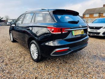 MG MG5 61.1kWh Exclusive Long Range Auto 5dr