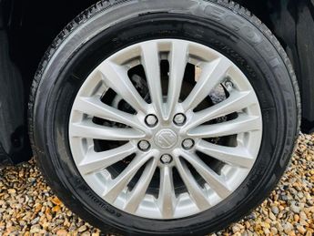 MG MG5 61.1kWh Exclusive Long Range Auto 5dr