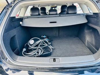 MG MG5 61.1kWh Exclusive Long Range Auto 5dr