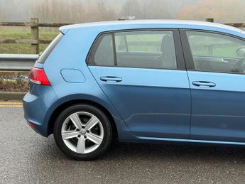 Volkswagen Golf 2.0 TDI BlueMotion Tech Match DSG Euro 5 (s/s) 5dr