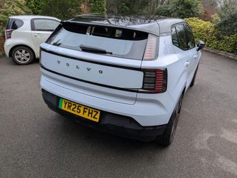 Volvo EX30 Twin Performance 69kWh Plus Auto AWD 5dr