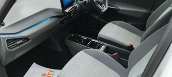 Volkswagen ID.3 Pro 58kWh Life Hatchback 5dr Electric Auto (145 ps)