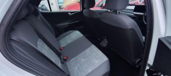 Volkswagen ID.3 Pro 58kWh Life Hatchback 5dr Electric Auto (145 ps)