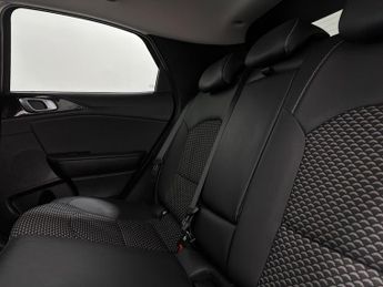 Kia XCeed 1.6 GDi 8.9kWh 3 DCT Euro 6 (s/s) 5dr