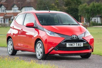 Toyota AYGO 1.0 VVT-i x-play Euro 6 5dr