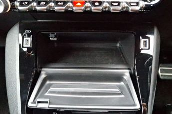 Peugeot E-208 50kWh GT Hatchback 5dr Electric Auto (136 ps)