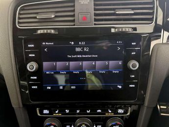 Volkswagen Golf 2.0 TSI R Hatchback 5dr Petrol DSG 4Motion Euro 6 (s/s) (300 ps)