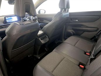 Nissan ARIYA 63kWh Advance SUV 5dr Electric Auto 7.4kW (217 ps)