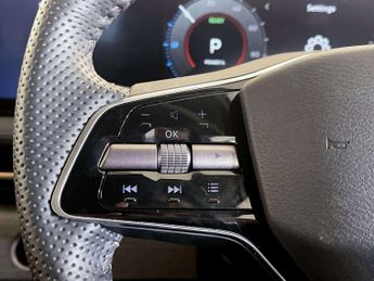 Nissan ARIYA 63kWh Advance SUV 5dr Electric Auto 7.4kW (217 ps)