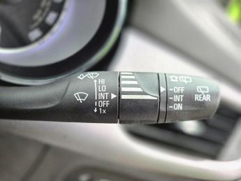 Vauxhall Astra 1.4i Turbo Design Auto Euro 6 (s/s) 5dr