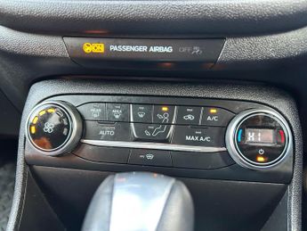Ford Fiesta 1.0T EcoBoost Titanium Auto Euro 6 (s/s) 5dr