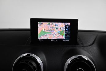 Audi A3 2.0 TDI S line S Tronic Euro 6 (s/s) 4dr (Nav)