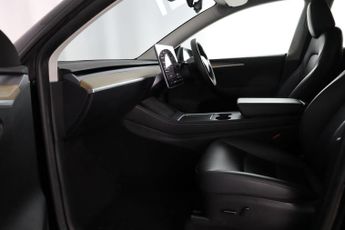 Tesla Model Y (Dual Motor) Long Range Auto 4WDE 5dr