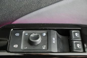 Volkswagen ID.4 Pro 77kWh Life Auto 5dr