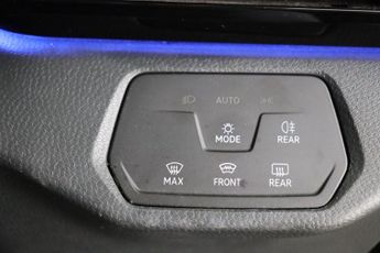 Volkswagen ID.4 Pro 77kWh Life Auto 5dr