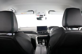 Peugeot 3008 1.6 13.2kWh Allure Premium e-EAT 4WD Euro 6 (s/s) 5dr