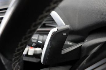 Peugeot 3008 1.6 13.2kWh Allure Premium e-EAT 4WD Euro 6 (s/s) 5dr