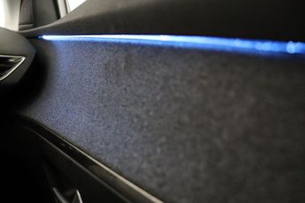 Peugeot 3008 1.6 13.2kWh Allure Premium e-EAT 4WD Euro 6 (s/s) 5dr